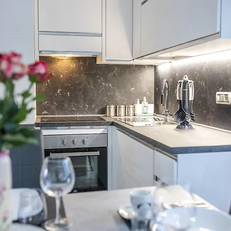 Villa Tornolo, 5 Stelle - Elegante *