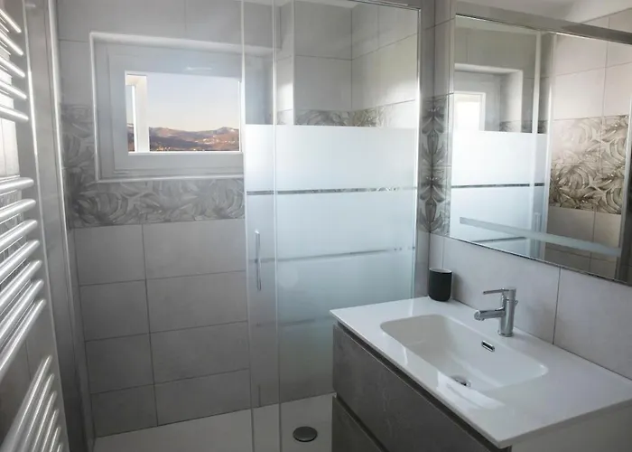 Tornolo, 5 Stelle - Elegante Villa *