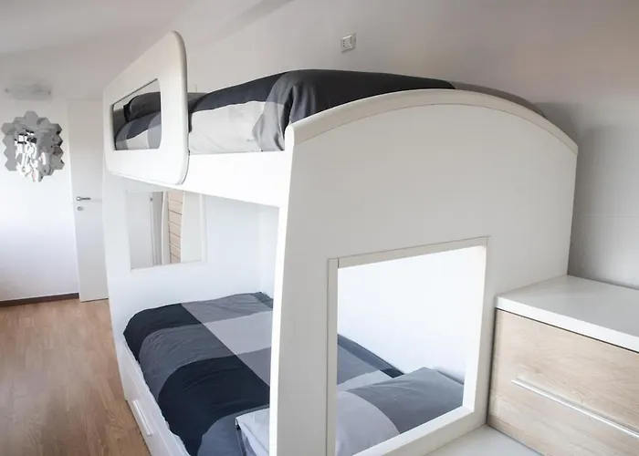 Tornolo, 5 Stelle - Elegante